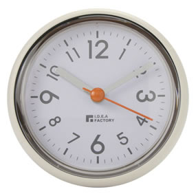 �o�X�N���b�N�@�e�B�[�i �z���C�g